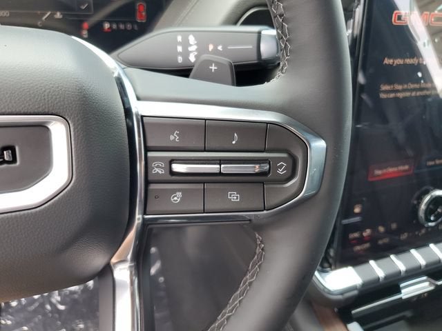 2026 GMC Yukon Denali - Photo 27