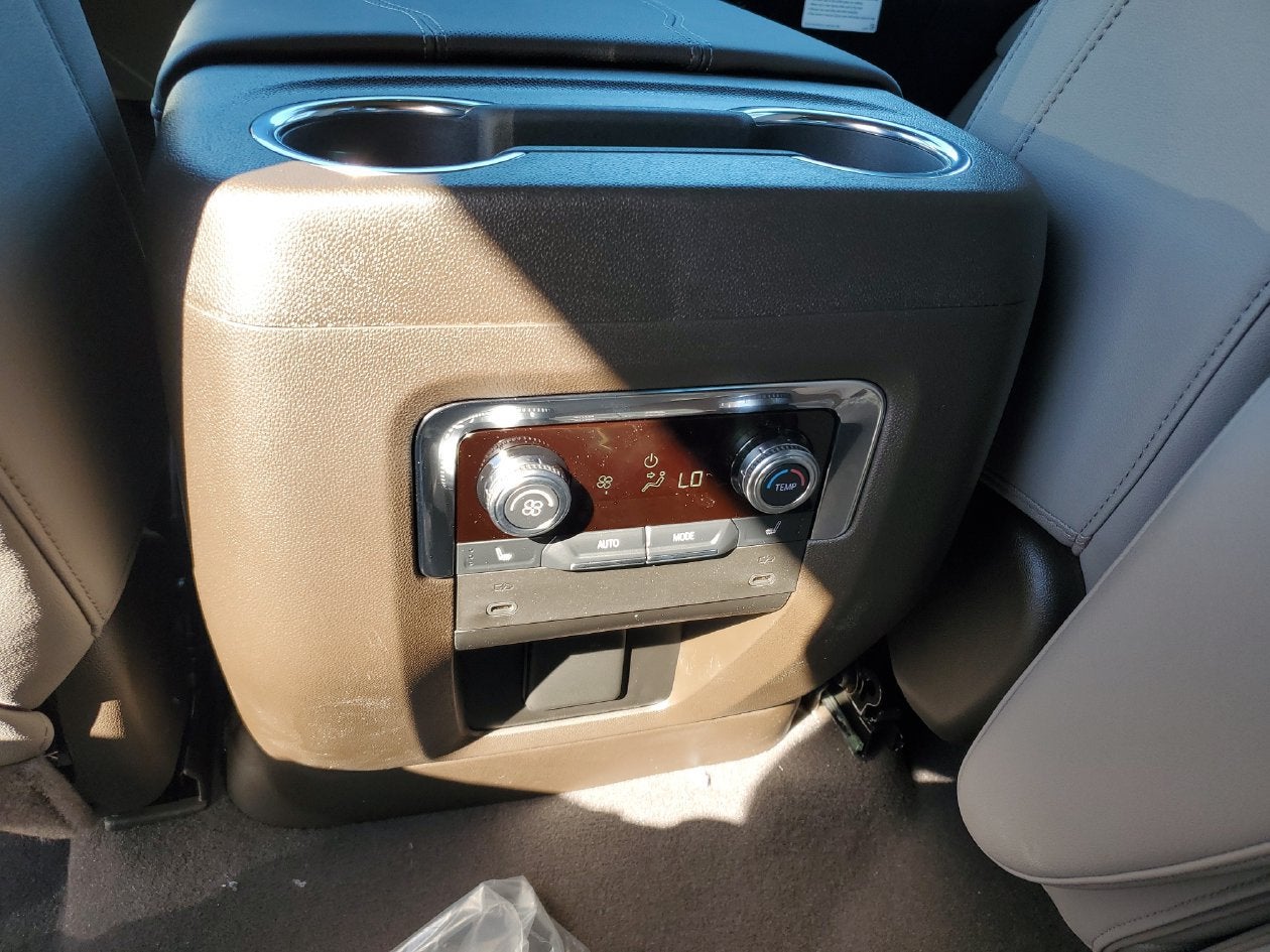 2027 GMC Yukon XL Elevation - Photo 16