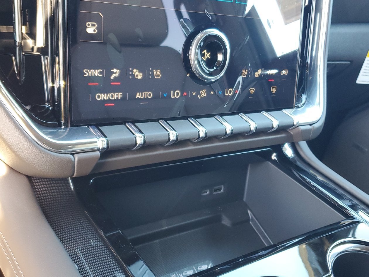 2027 GMC Yukon XL Elevation - Photo 23