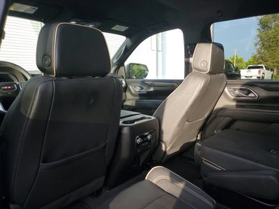 2023 GMC Yukon XL SLT