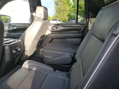 2023 GMC Yukon XL SLT