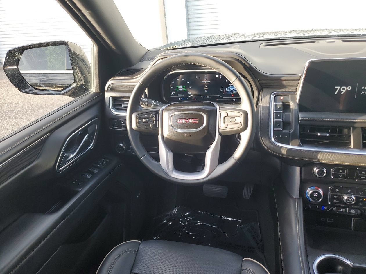 2023 GMC Yukon XL SLT