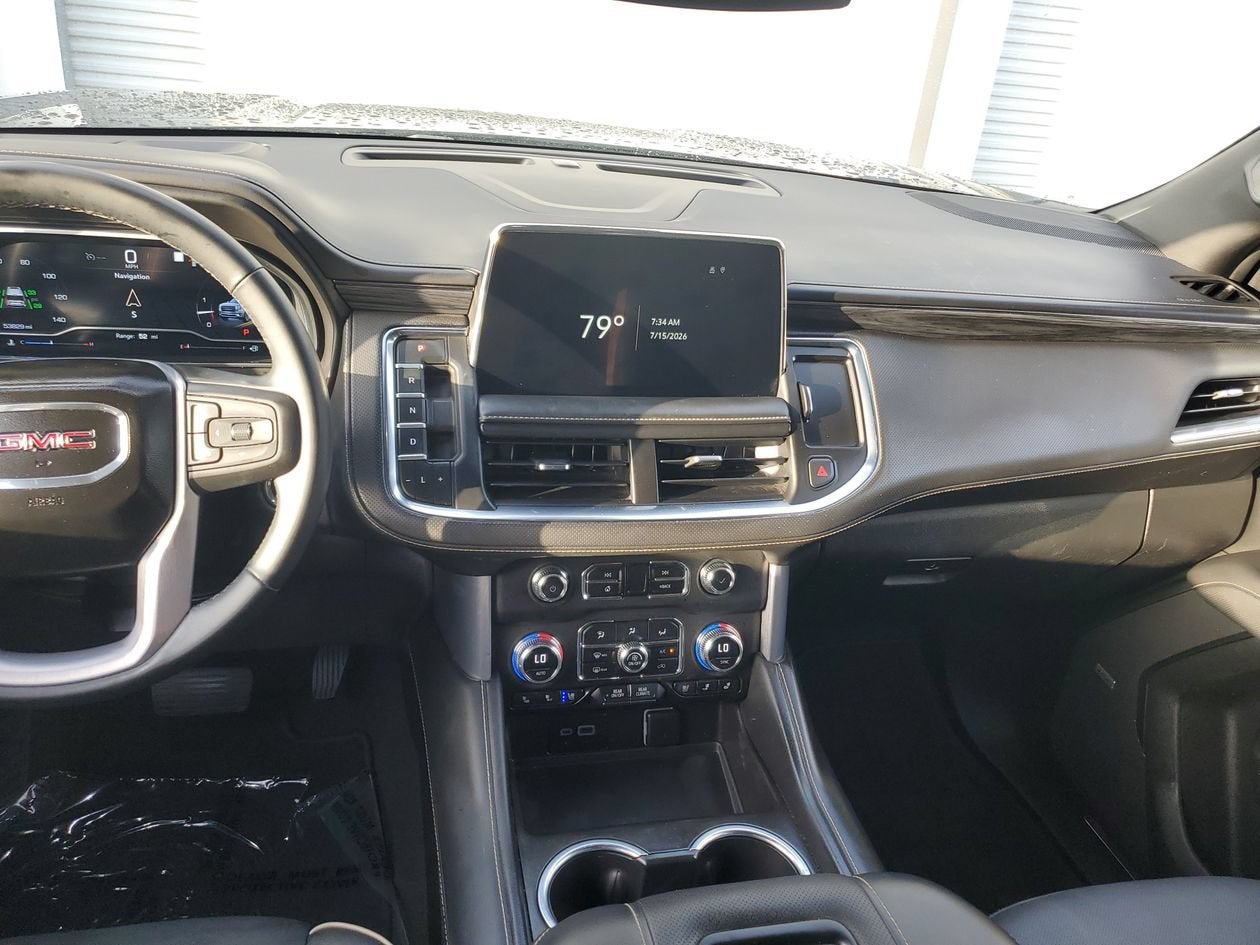2023 GMC Yukon XL SLT