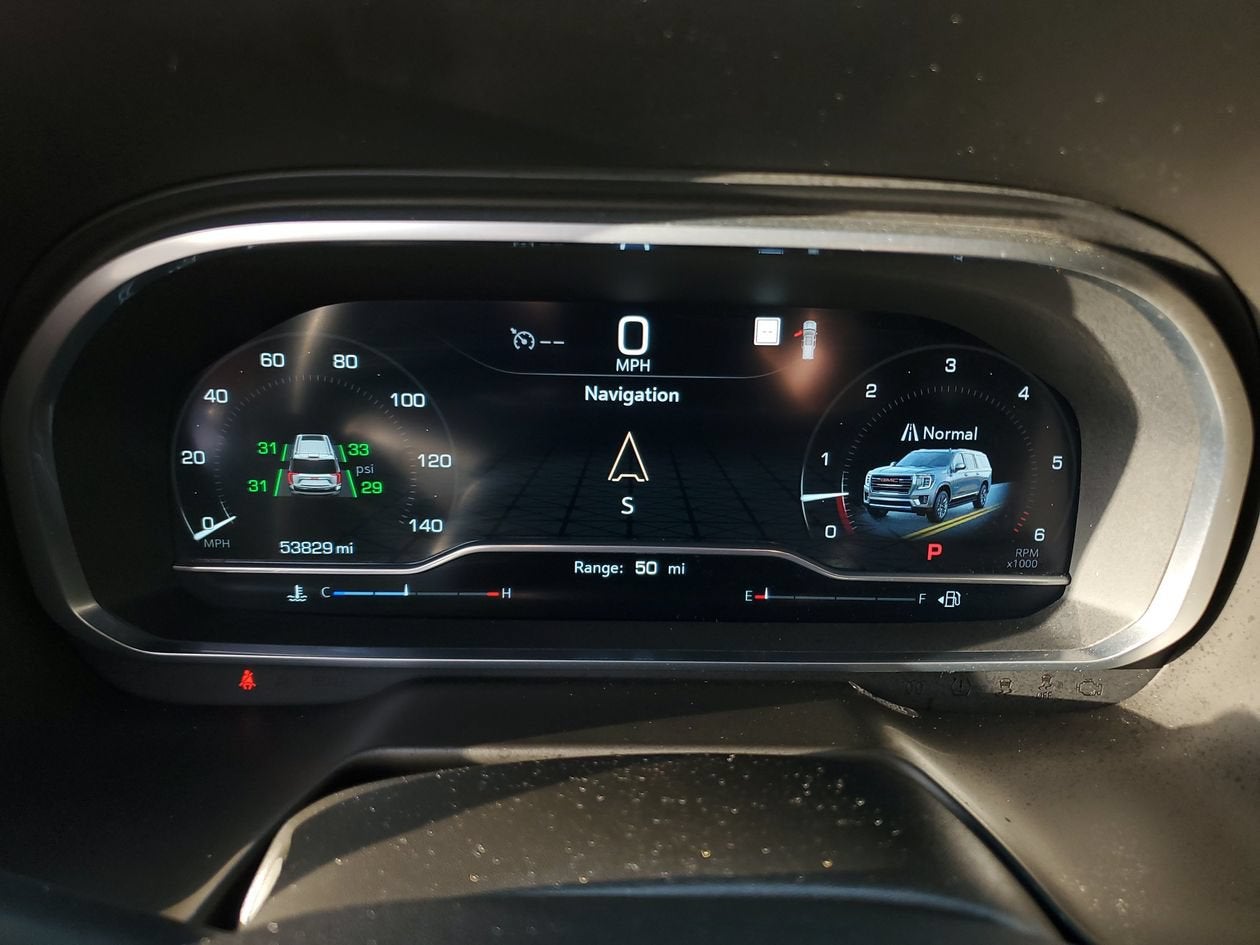 2023 GMC Yukon XL SLT