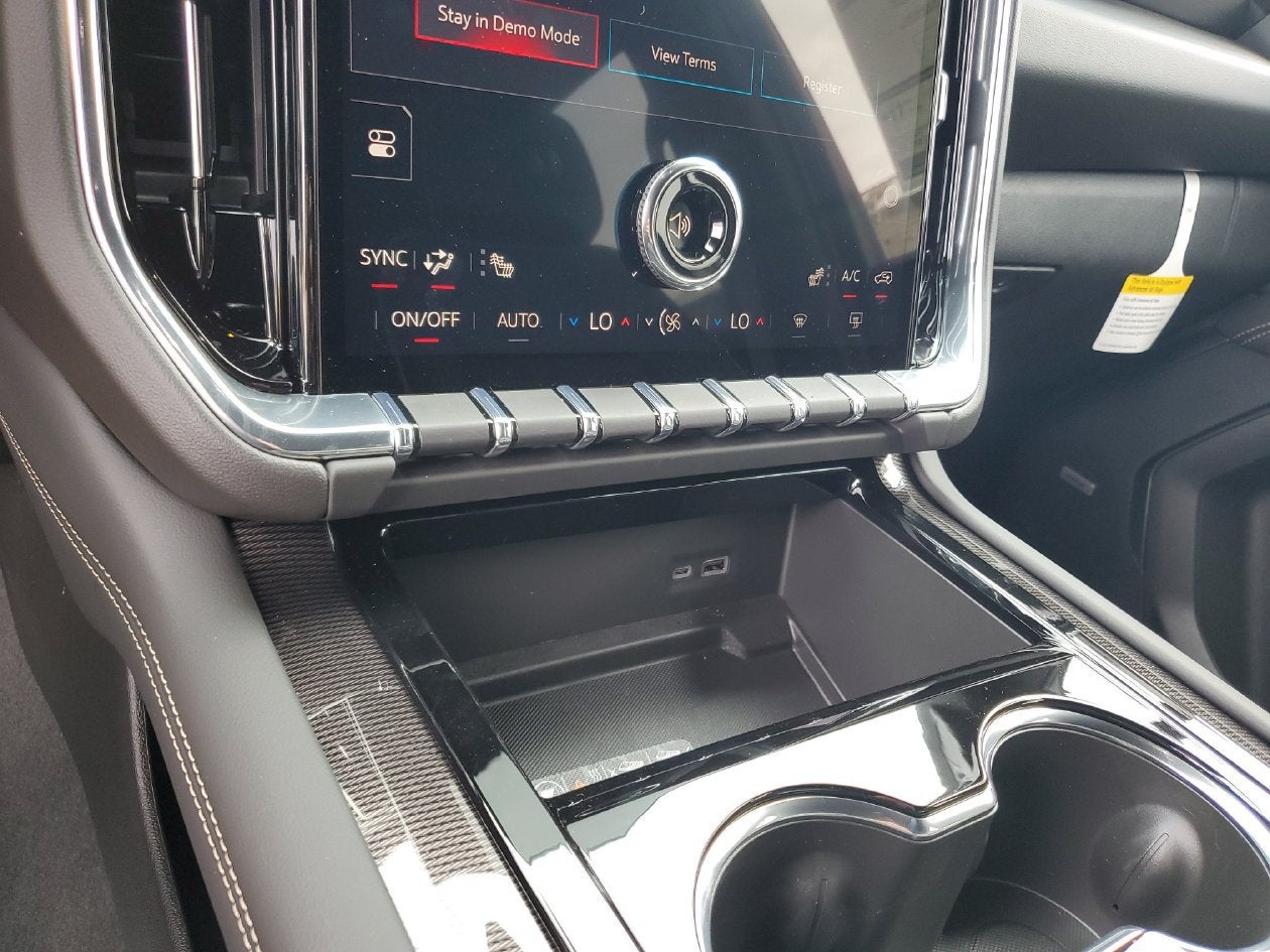 2027 GMC Yukon XL Elevation