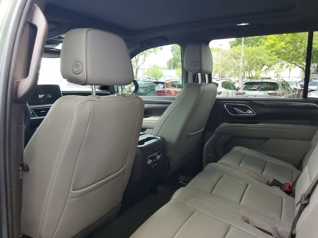 2023 GMC Yukon XL SLT