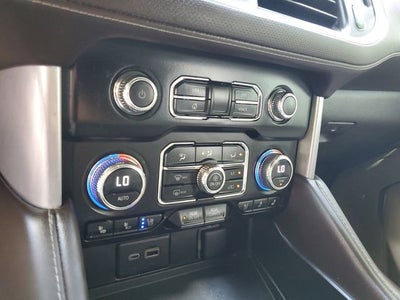 2023 GMC Yukon XL SLT