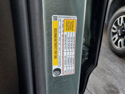 2023 GMC Yukon XL SLT