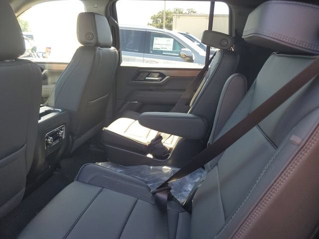 2026 GMC Yukon XL Denali - Photo 11