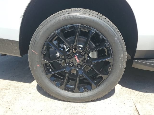 2026 GMC Yukon XL Denali - Photo 6