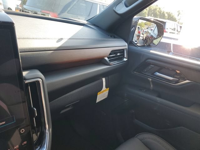 2026 GMC Yukon XL Denali - Photo 25
