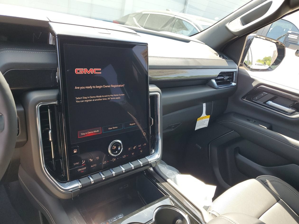 2026 GMC Yukon Elevation