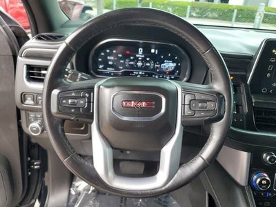 2023 GMC Yukon SLT