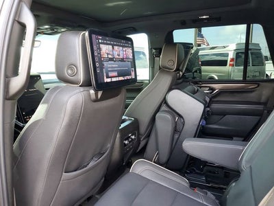 2025 GMC Yukon Elevation