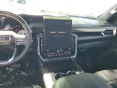 2025 GMC Yukon Elevation