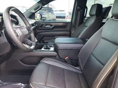 2025 GMC Yukon Elevation