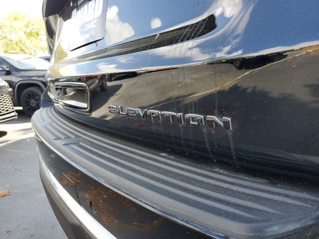 2025 GMC Yukon Elevation