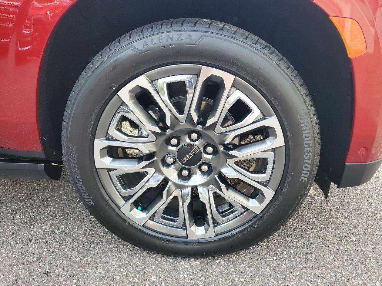 2024 GMC Yukon Denali Ultimate