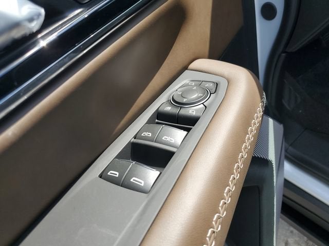 2026 GMC Yukon Denali Ultimate - Photo 18