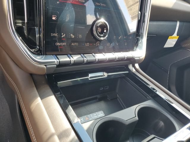 2026 GMC Yukon Denali Ultimate - Photo 23