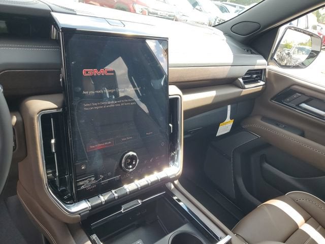 2026 GMC Yukon Denali Ultimate - Photo 26