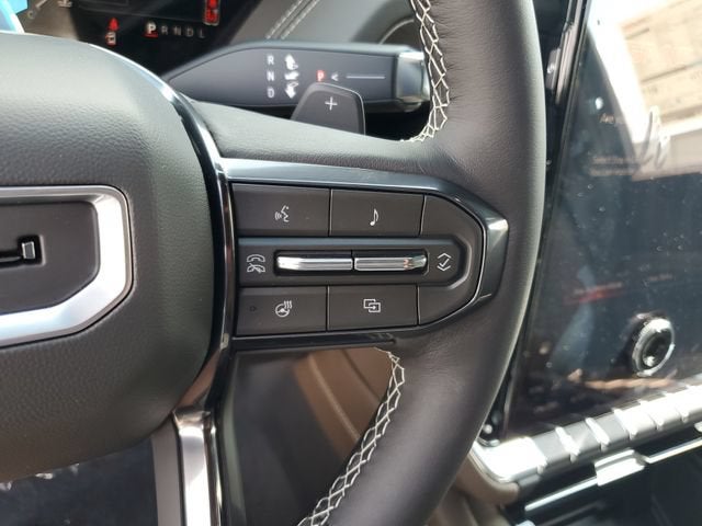 2026 GMC Yukon Denali Ultimate - Photo 27