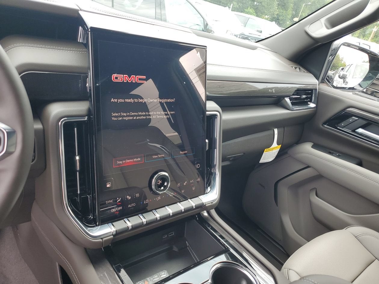 2026 GMC Yukon XL Elevation