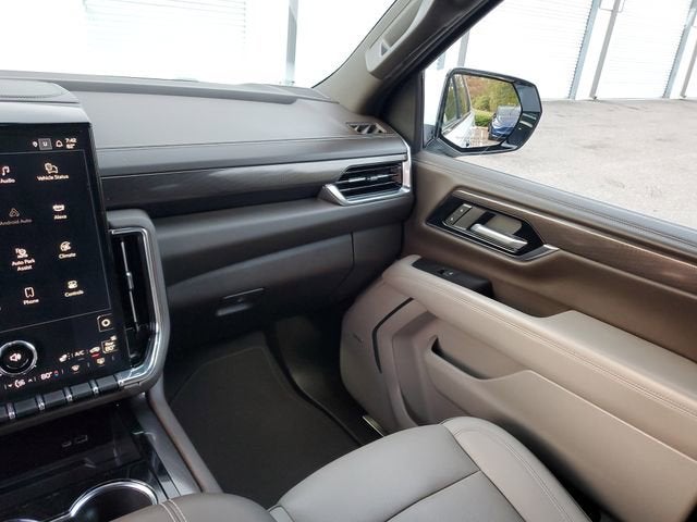 2025 GMC Yukon XL Elevation