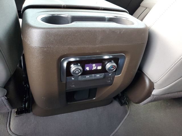 2025 GMC Yukon XL Elevation