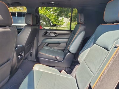 2025 GMC Yukon XL AT4