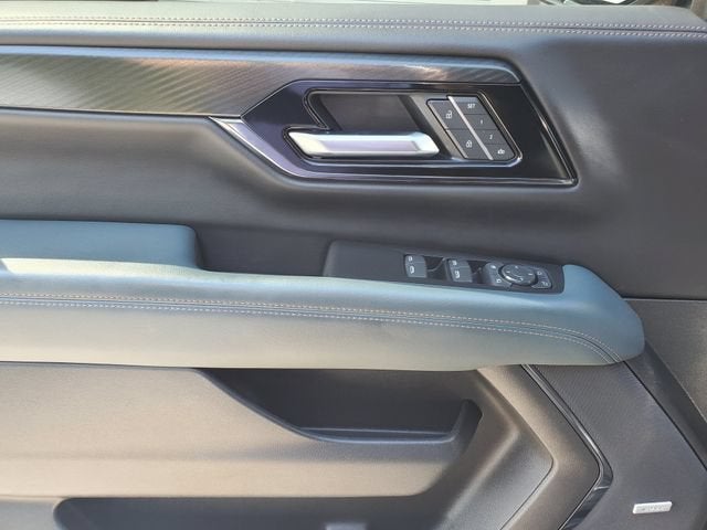 2025 GMC Yukon XL AT4