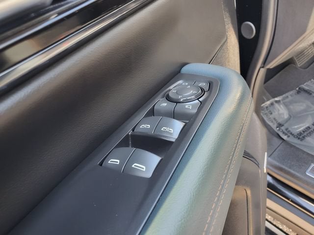 2025 GMC Yukon XL AT4