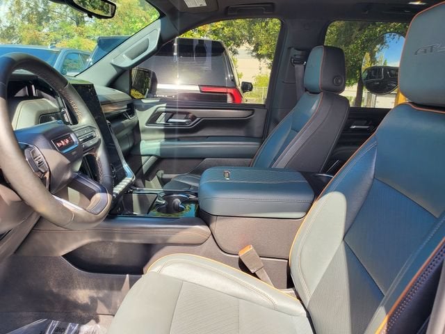 2025 GMC Yukon XL AT4
