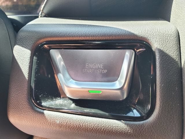 2025 GMC Yukon XL AT4