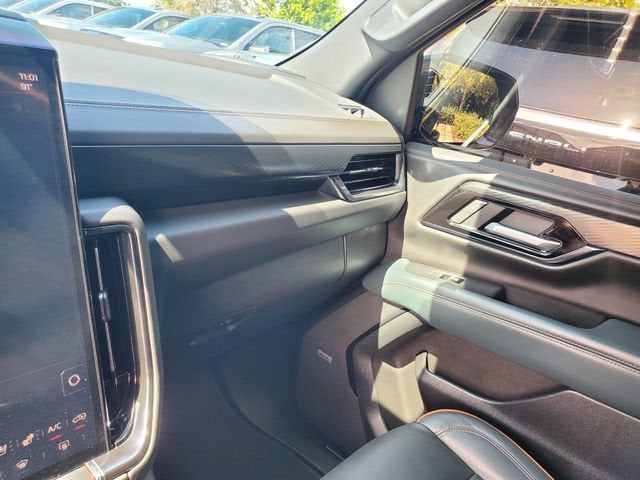 2025 GMC Yukon XL AT4