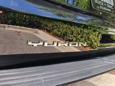 2025 GMC Yukon XL AT4