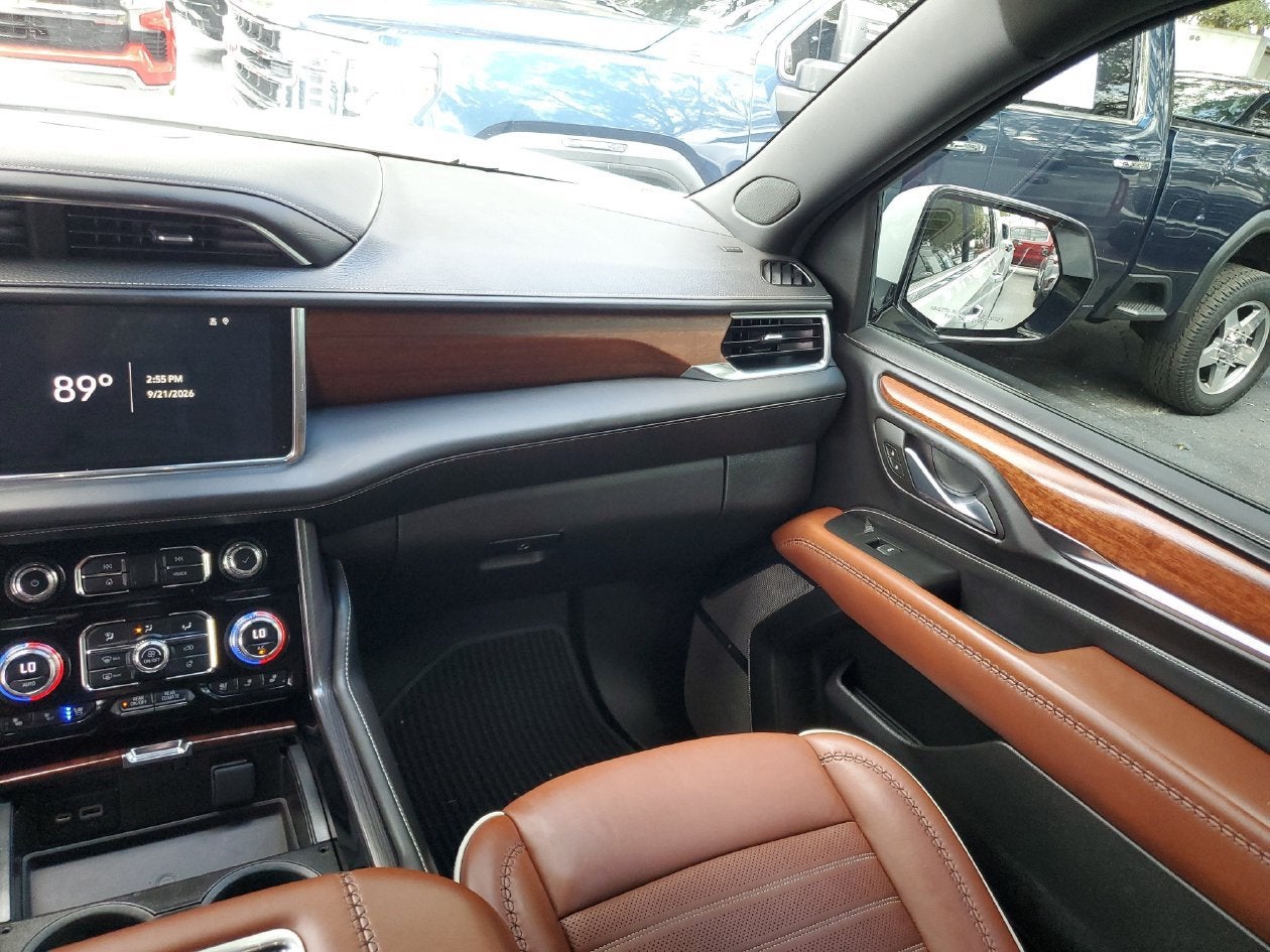 2023 GMC Yukon XL Denali Ultimate