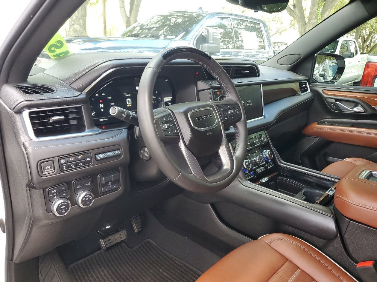 2023 GMC Yukon XL Denali Ultimate