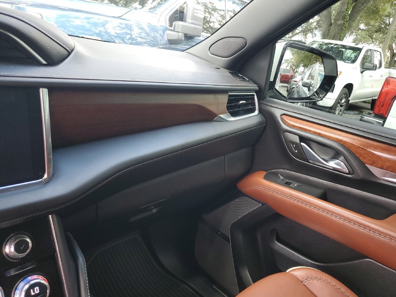 2023 GMC Yukon XL Denali Ultimate