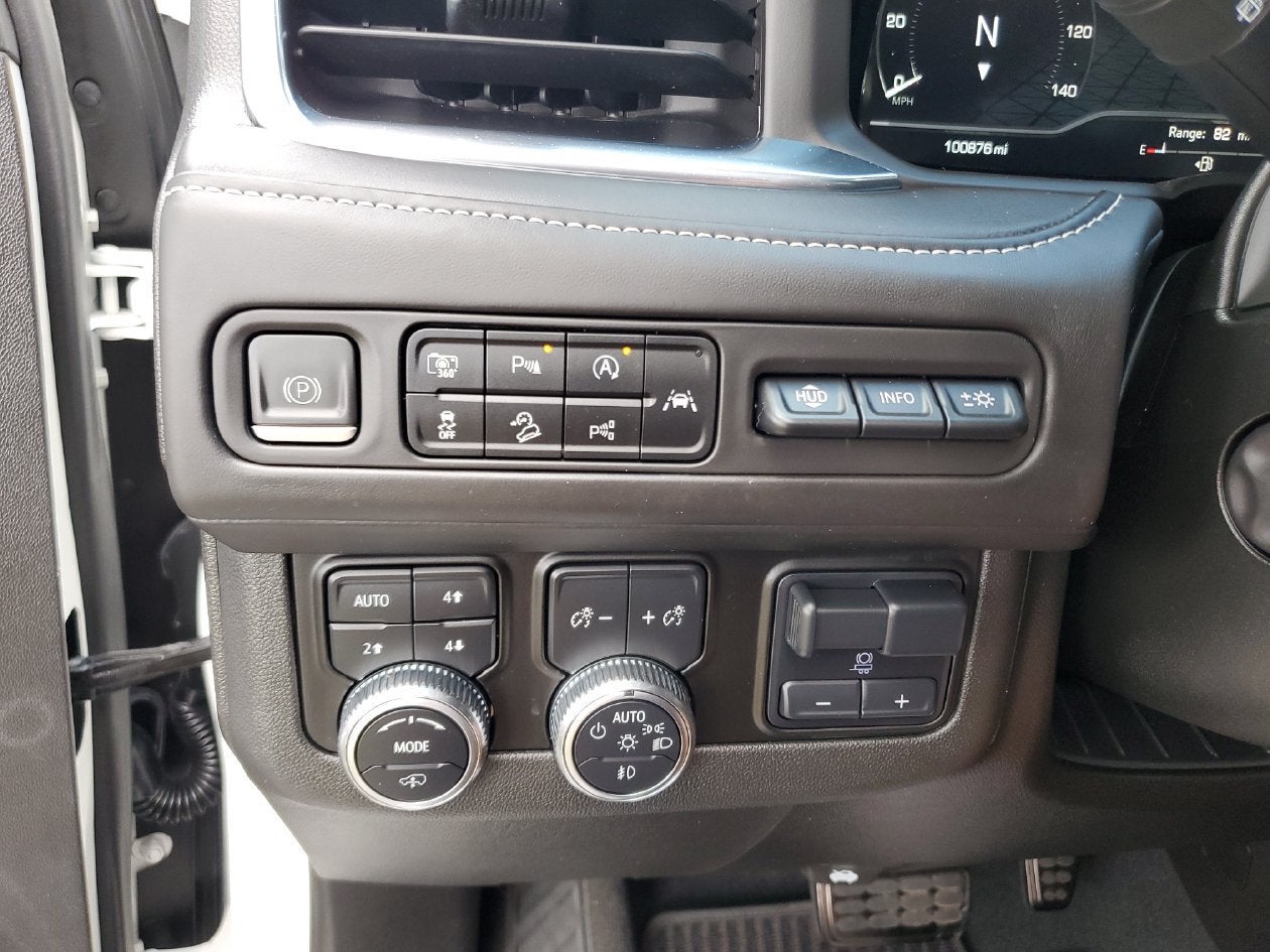 2023 GMC Yukon XL Denali Ultimate