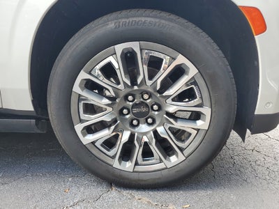 2023 GMC Yukon XL Denali Ultimate