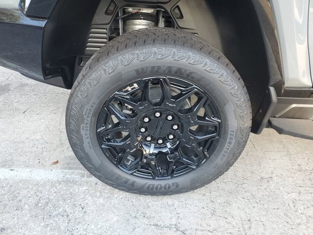 2026 GMC HUMMER EV SUV 2X