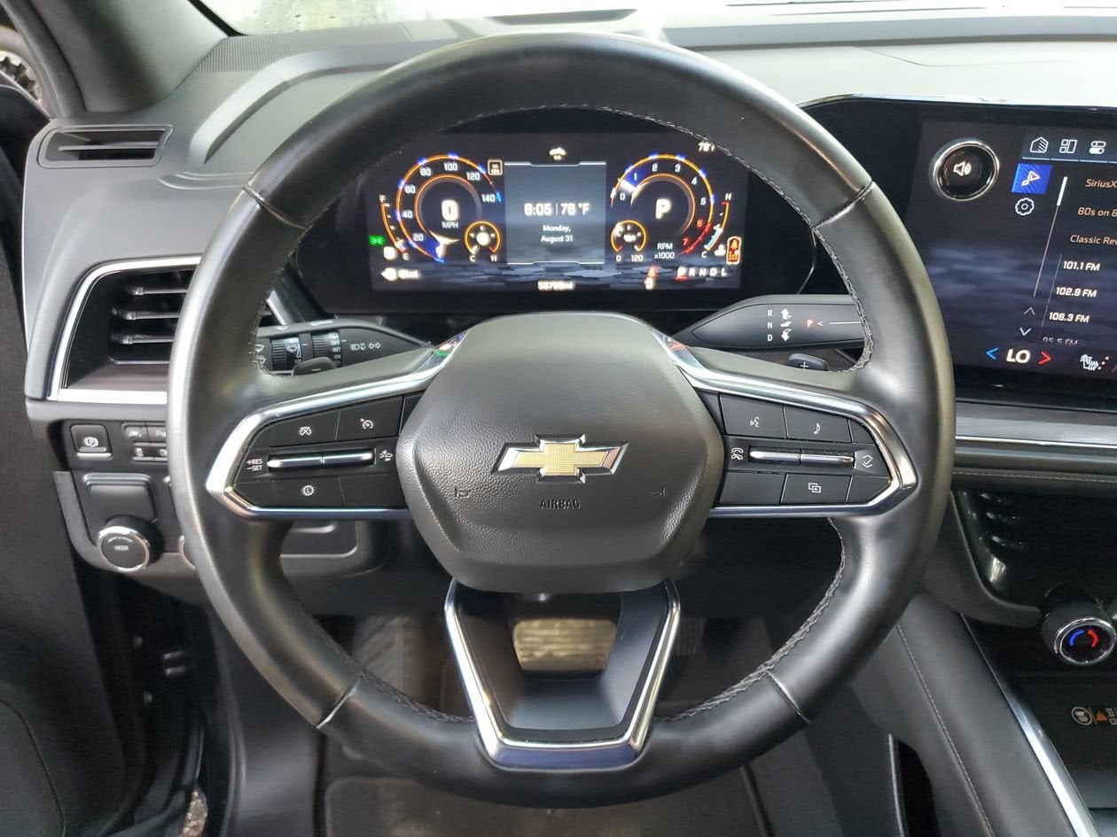 2025 Chevrolet Suburban LT