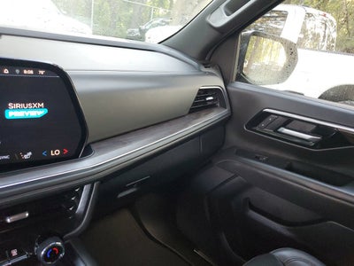 2025 Chevrolet Suburban LT