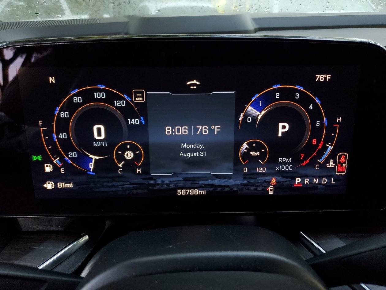 2025 Chevrolet Suburban LT