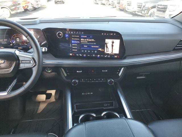 2025 Chevrolet Suburban Premier