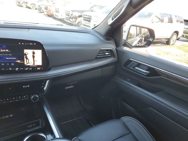 2025 Chevrolet Suburban Premier