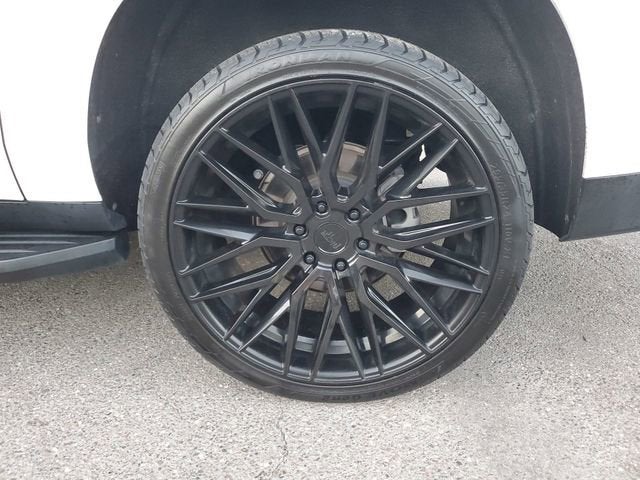 2022 Chevrolet Suburban RST