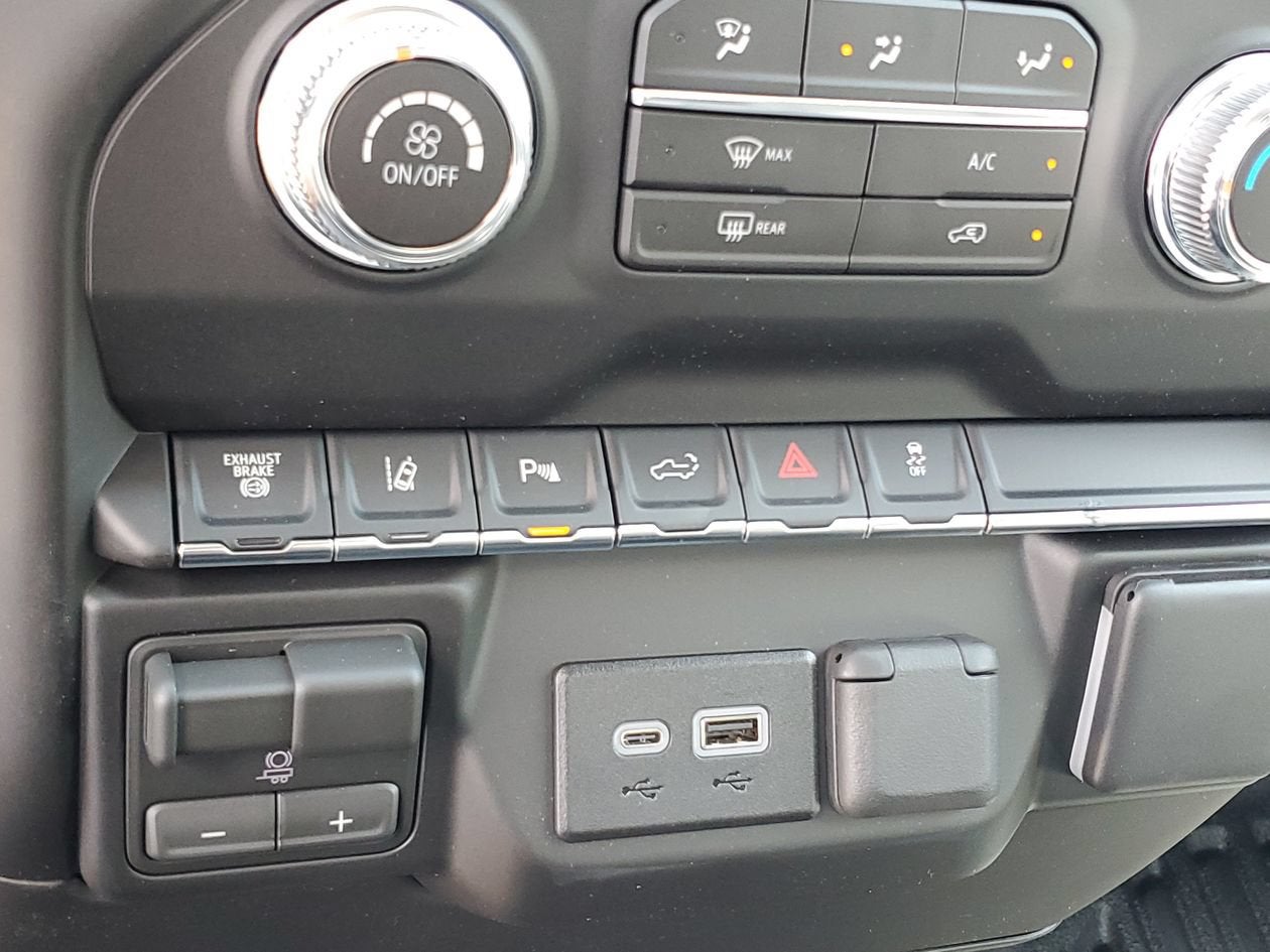 2026 GMC Sierra 3500 HD Pro DRW