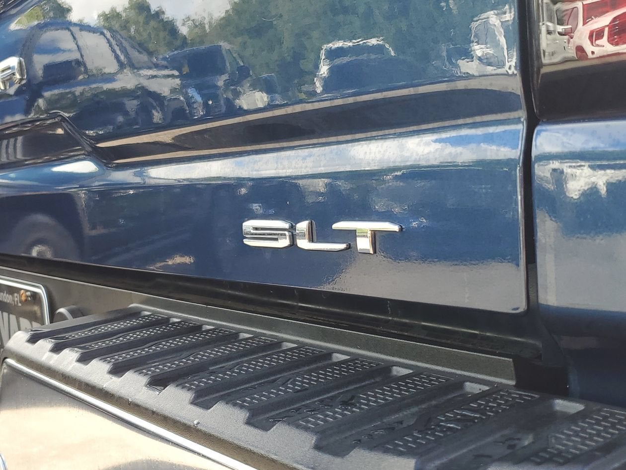 2023 GMC Sierra 2500 HD SLT